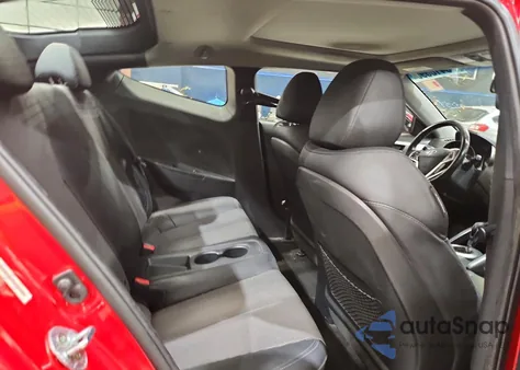 2015 Hyundai Veloster из США, поврежденный, VIN KMHTC6AD6FU238778